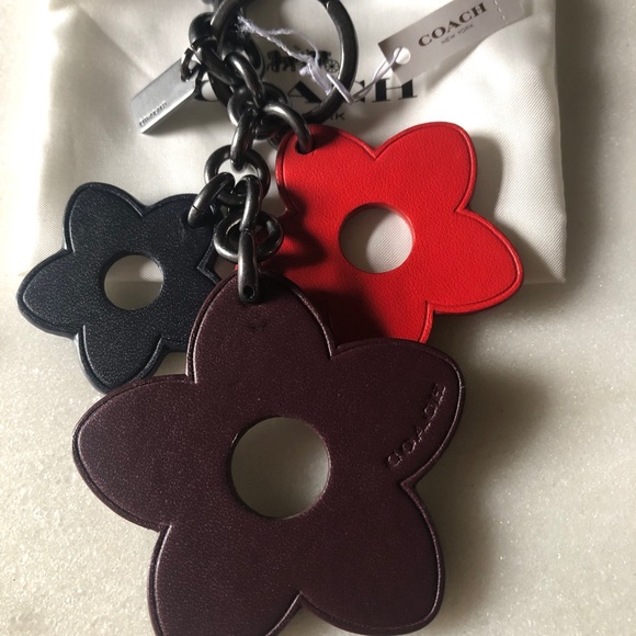 🌺 RARE Coach Floral Bag Charm/Keyfob NWT - Picture 2 of 4